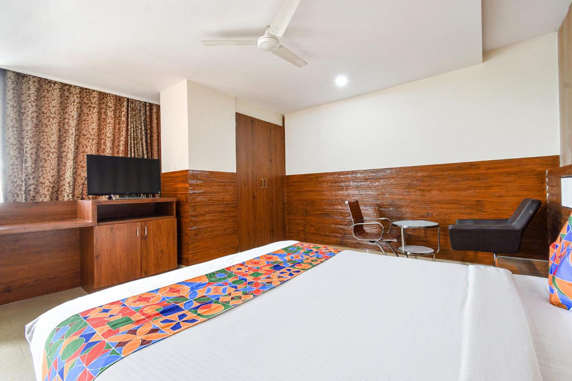 Fabhotel Prime Millennium Grand - Nr Miyapur Lingampalli Exterior photo